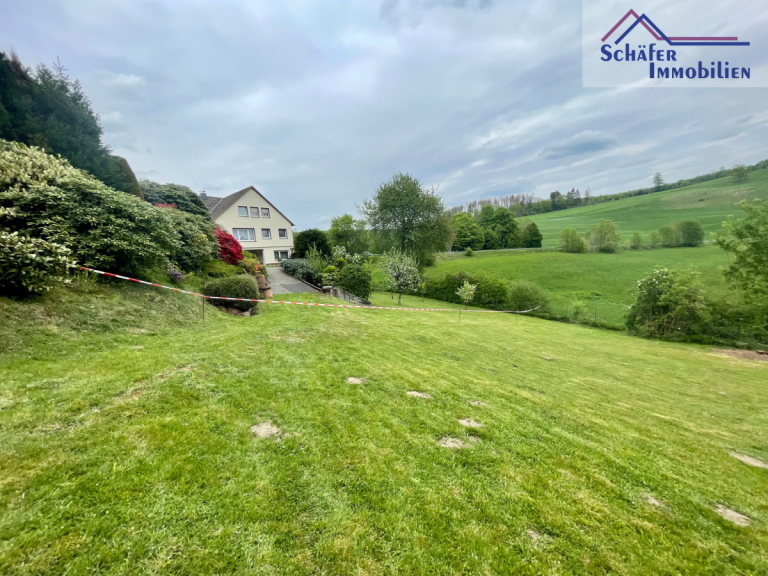 Grundst�ck Neuenrade Wohngrundst�ck Direkt am Waldrand gelegenes Baugrundst�ck in Neuenrade