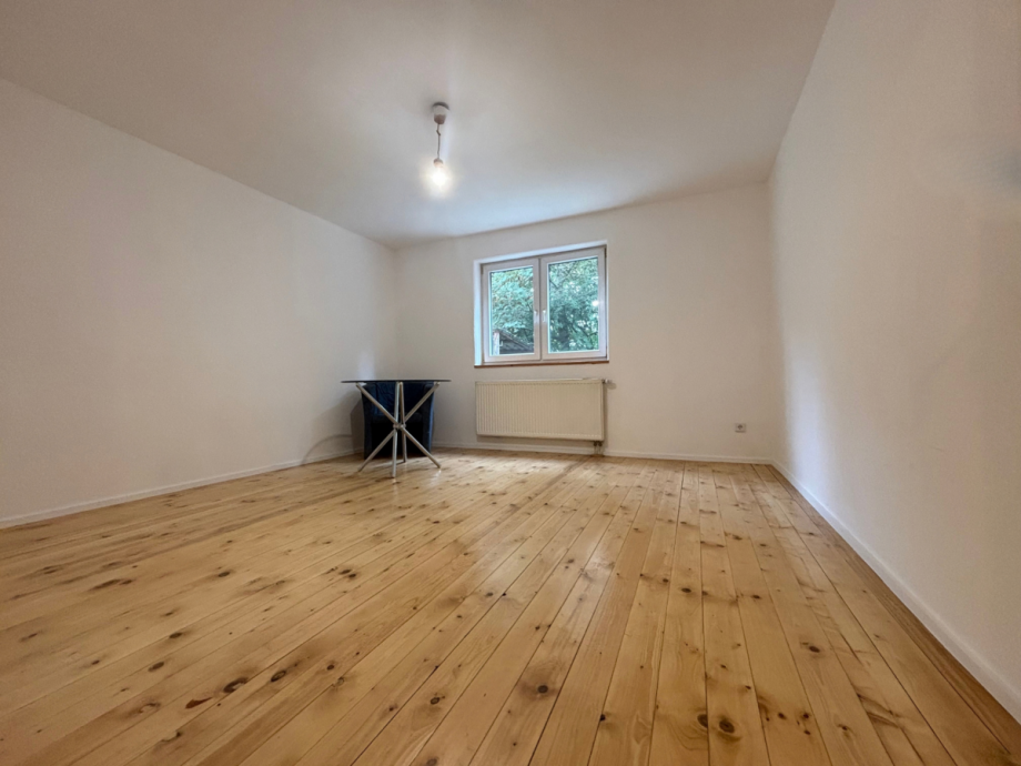 Schlafzimmer 1 UG Einfamilienhaus Balve