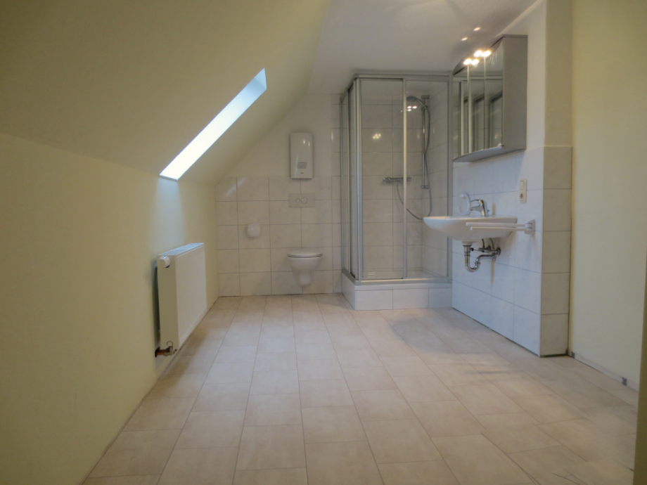 Badezimmer Dachgeschosswohnung Balve