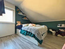 Kinderzimmer 2 OG Modern wohnen + flexibel leben. Doppelhaush�lfte mit separatem Apartment