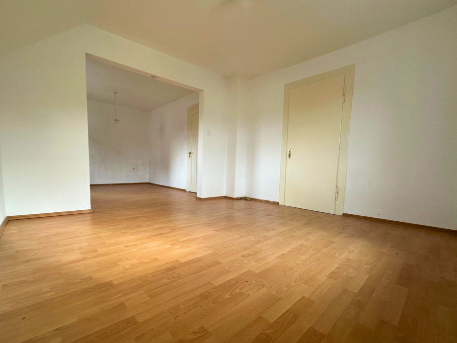 Wohnzimmer OG Zweifamilienhaus Altena