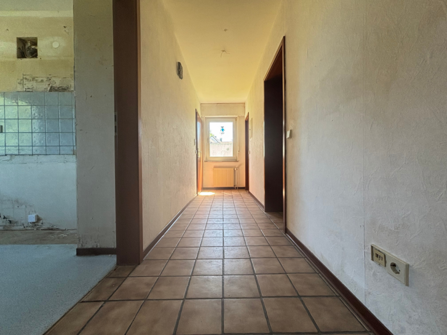 Diele Erdgeschoss Wohnung Mehrfamilienhaus Neuenrade