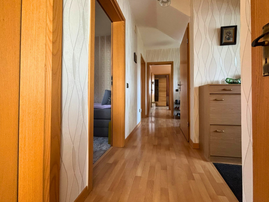 Flur Etagenwohnung Neuenrade