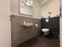 Salon - WC Mitten in Balve: Ein Wohn- & Gesch�ftshaus voller M�glichkeiten