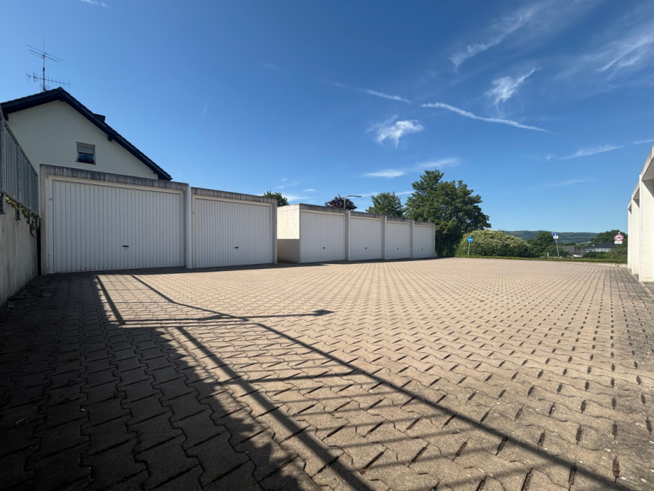 Garagen Mehrfamilienhaus Neuenrade