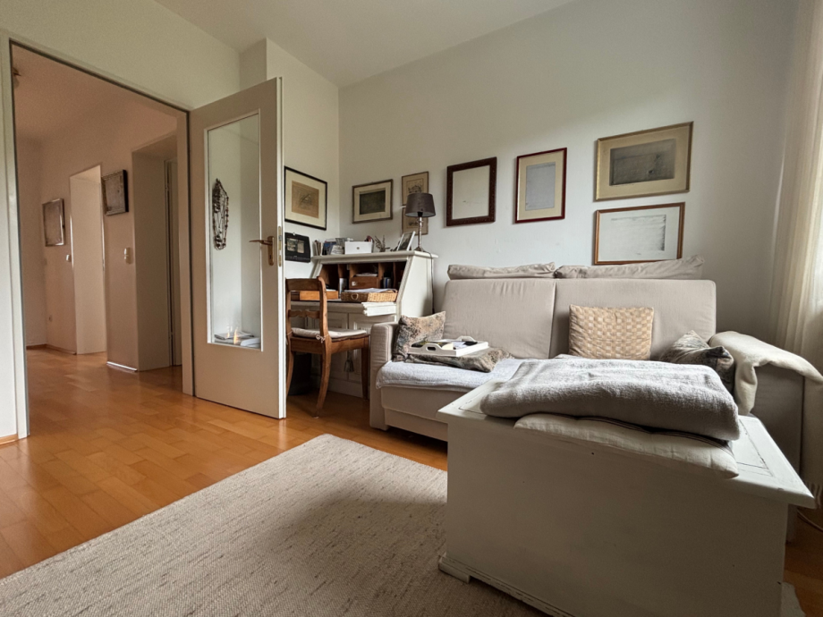 Schlafzimmer/Arbeitszimmer OG Reihenhaus Neuenrade