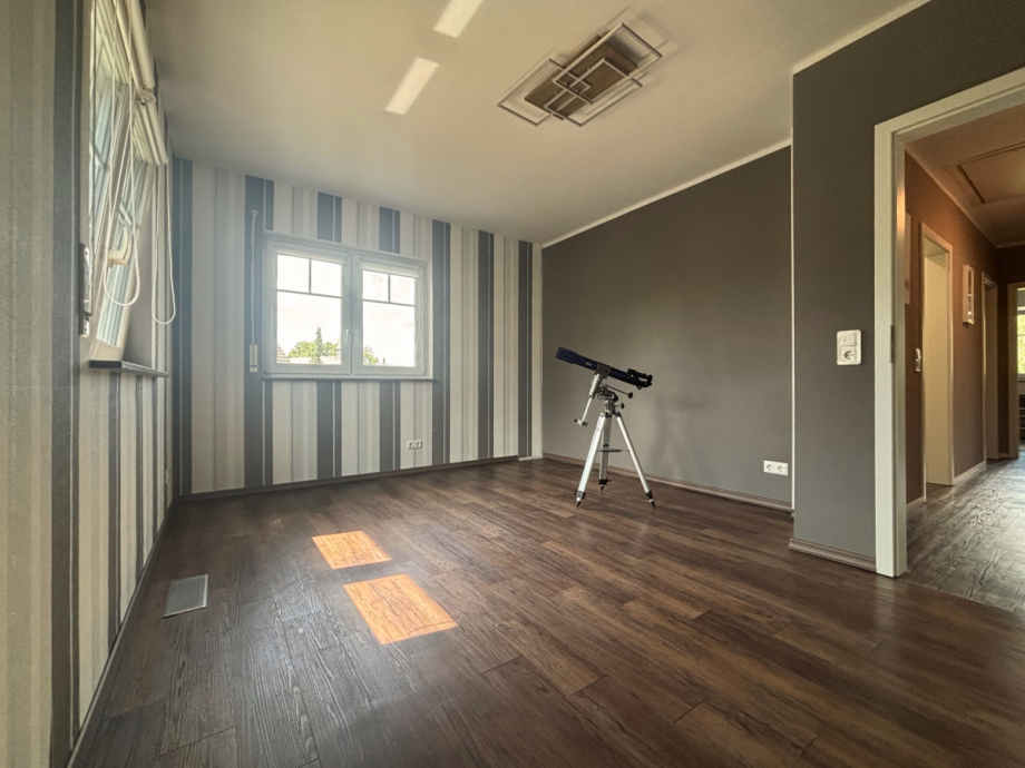 Schlafzimmer 1. OG Einfamilienhaus Neuenrade