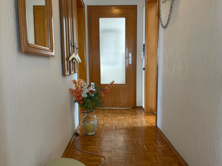 Flur Erdgeschoss Zweifamilienhaus Balve