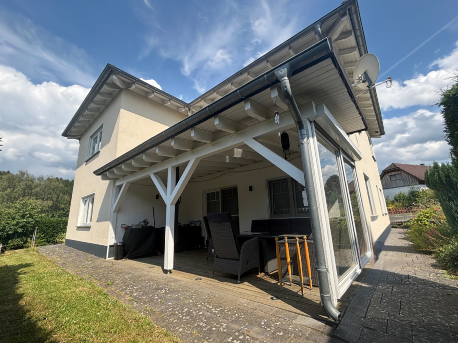 �berdachte Terrasse Einfamilienhaus Neuenrade