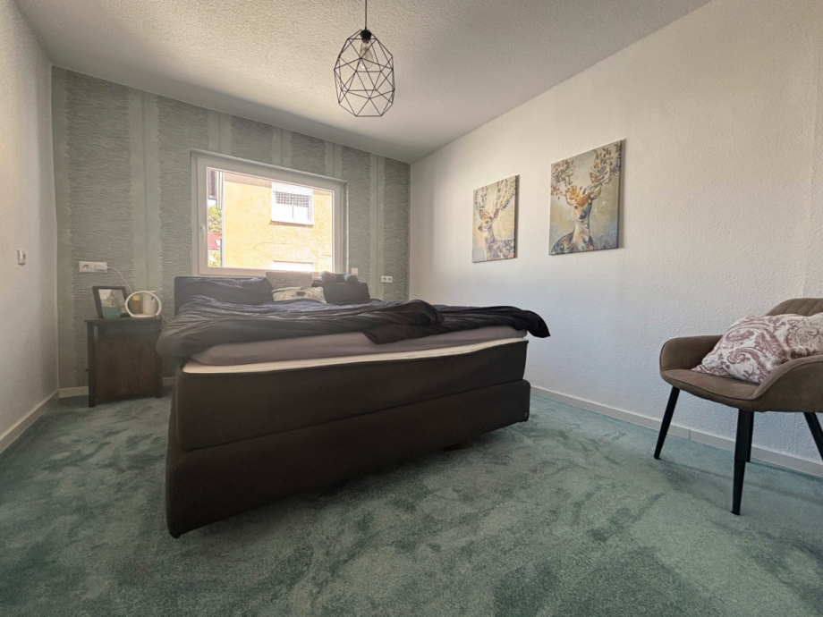 Schlafzimmer 1 OG Etagenwohnung Balve