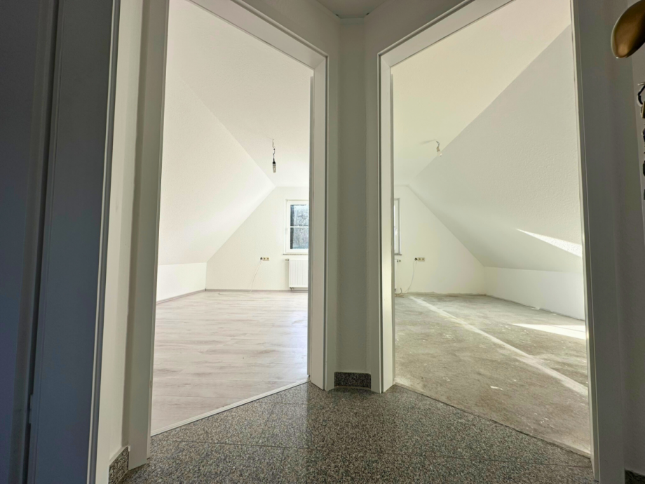 Flur, Dachgeschoss Etagenwohnung Balve