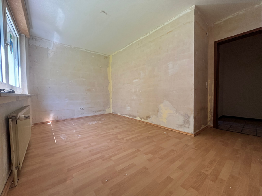 Zimmer 3 Erdgeschoss Wohnung Mehrfamilienhaus Neuenrade