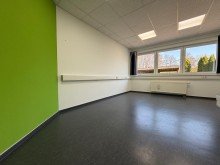 B�ro 3 Erdgeschoss Au�ergew�hnliche Gewerbeimmobilie mit integrierter Wohneinheit in Neuenrade-K�ntrop