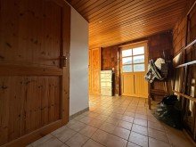 Keller-Waschraum Einfamilienhaus mit atemberaubendem Bergblick - Leben hoch oben in den Wolken