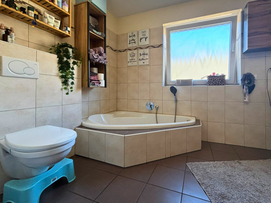 Badezimmer EG Doppelhaush�lfte Neuenrade