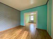 Wohnzimmer Stadtnahe Doppelhaush�lfte mit Garten und Garage - ideal f�r Handwerker & Gestalter