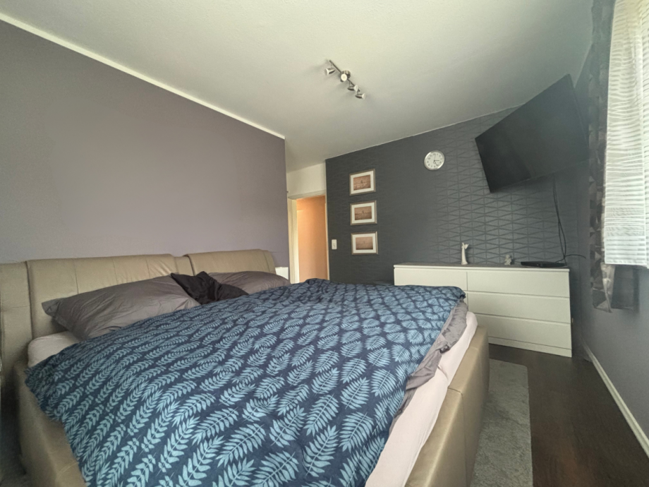 Schlafzimmer 5 1. OG Einfamilienhaus Neuenrade