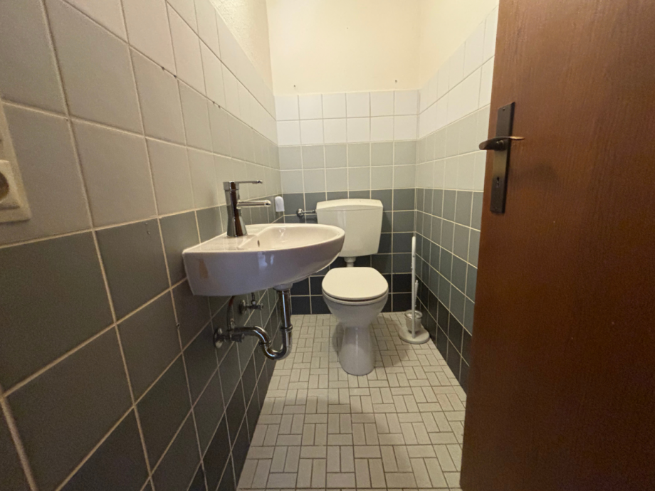 G�ste-WC Erdgeschosswohnung Neuenrade