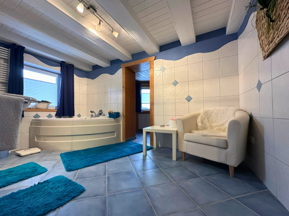 Badezimmer Hauptwohnung Obergeschoss Doppelhaush�lfte Balve