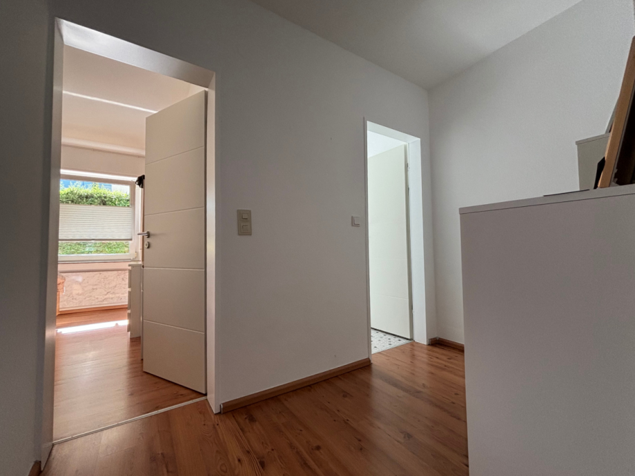 Flur Souterrainwohnung Balve