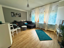 Wohnzimmer OG Altbau trifft Komfort: Viel Raum auf drei Etagen