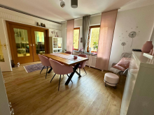 Esszimmer OG Altbau trifft Komfort: Viel Raum auf drei Etagen