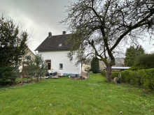 Garten Betreten. Entdecken. Verwandeln: Ein Zweifamilienhaus mit M�glichkeiten