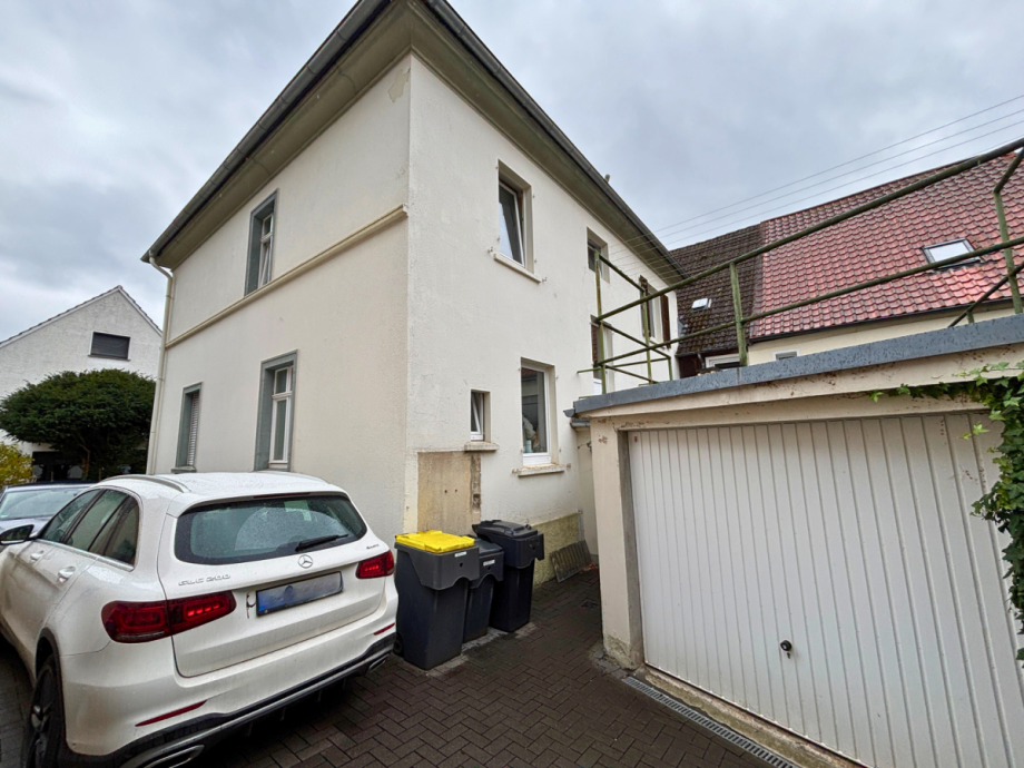 Au�enansicht und Garage Mehrfamilienhaus Balve