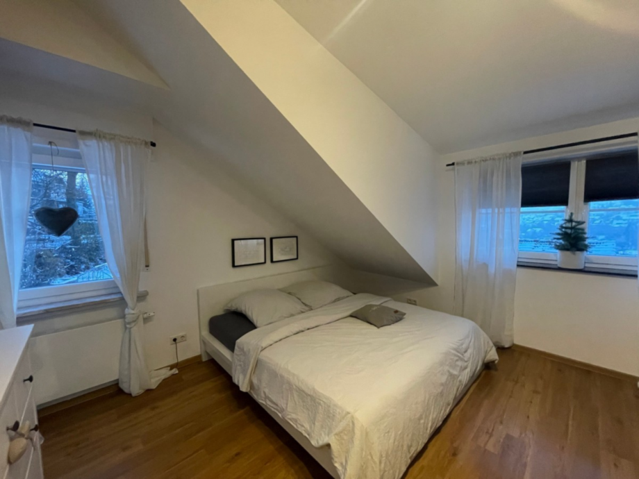 Schlafzimmer Dachgeschosswohnung Balve
