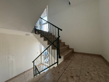 Treppenhaus Au�ergew�hnliche Gewerbeimmobilie mit integrierter Wohneinheit in Neuenrade-K�ntrop