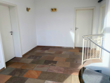 Diele DG Stil. Raum. Charakter. Stadtvilla mit 2 Apartments in Neuenrader Toplage