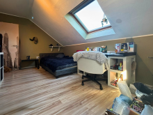 Kinderzimmer 1 OG Modern wohnen + flexibel leben. Doppelhaush�lfte mit separatem Apartment