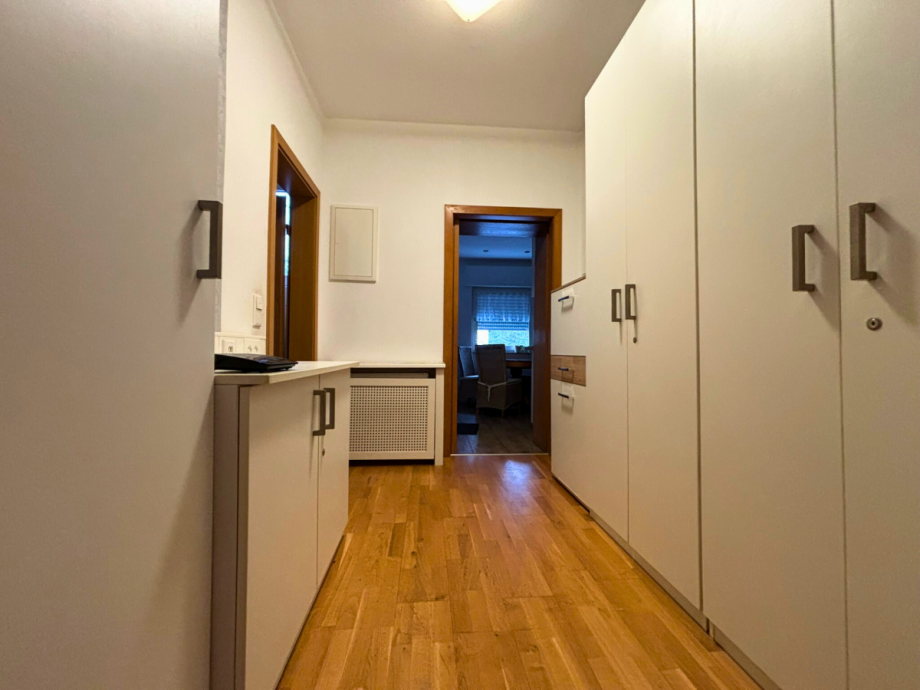 Flur EG Mehrfamilienhaus Hemer